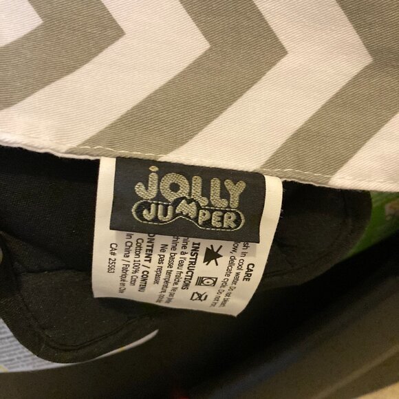 Jolly Jumper Chevron Car Seat Cover - Picture 2 of 2